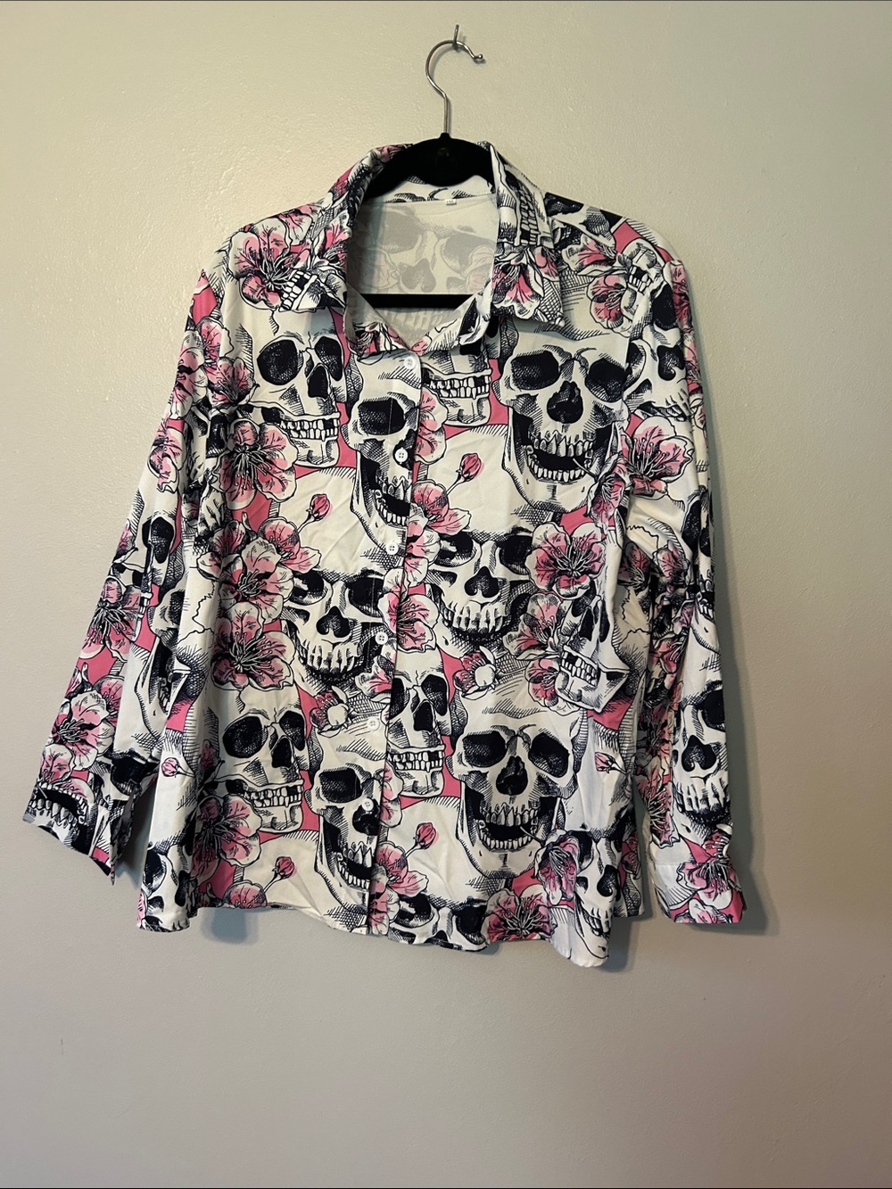 SHEIN Pink & White Skull Floral Button-Up Blouse